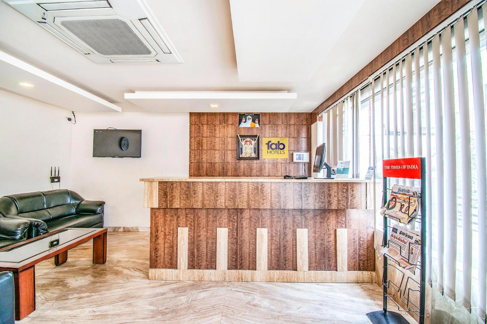 Fabhotel Prime Royal Castle - Nr Coimbatore North Railway Station Екстер'єр фото